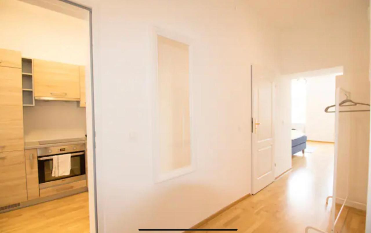 Stadt Naehe L Lf18 Vienna Exterior photo
